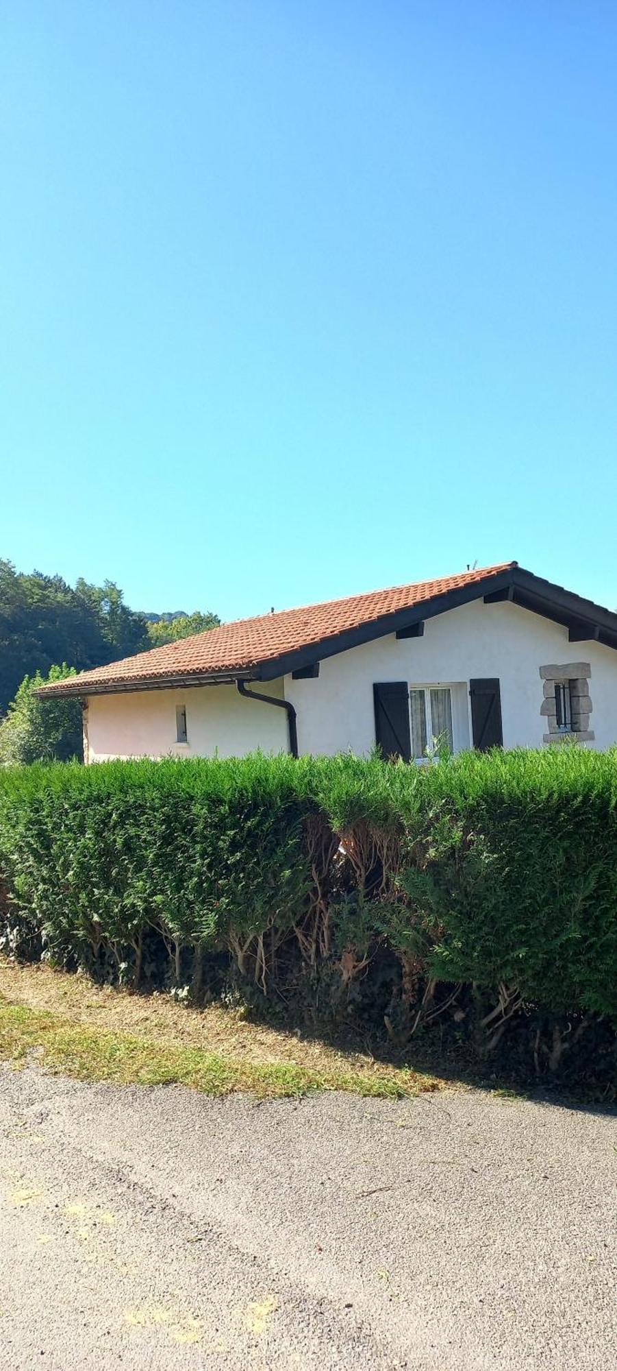 La Casa Bed&Breakfast Entree Independante 26M2 Calme Proche De Tout Wifi Parking Prive Jardin Terrasse ユリューニュ エクステリア 写真
